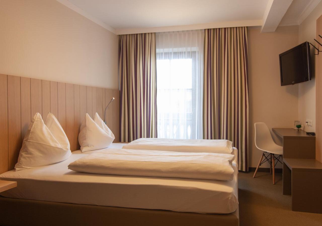 Neuwirt - Boutiquehotel & Wirtshaus Bad Vigaun Kültér fotó